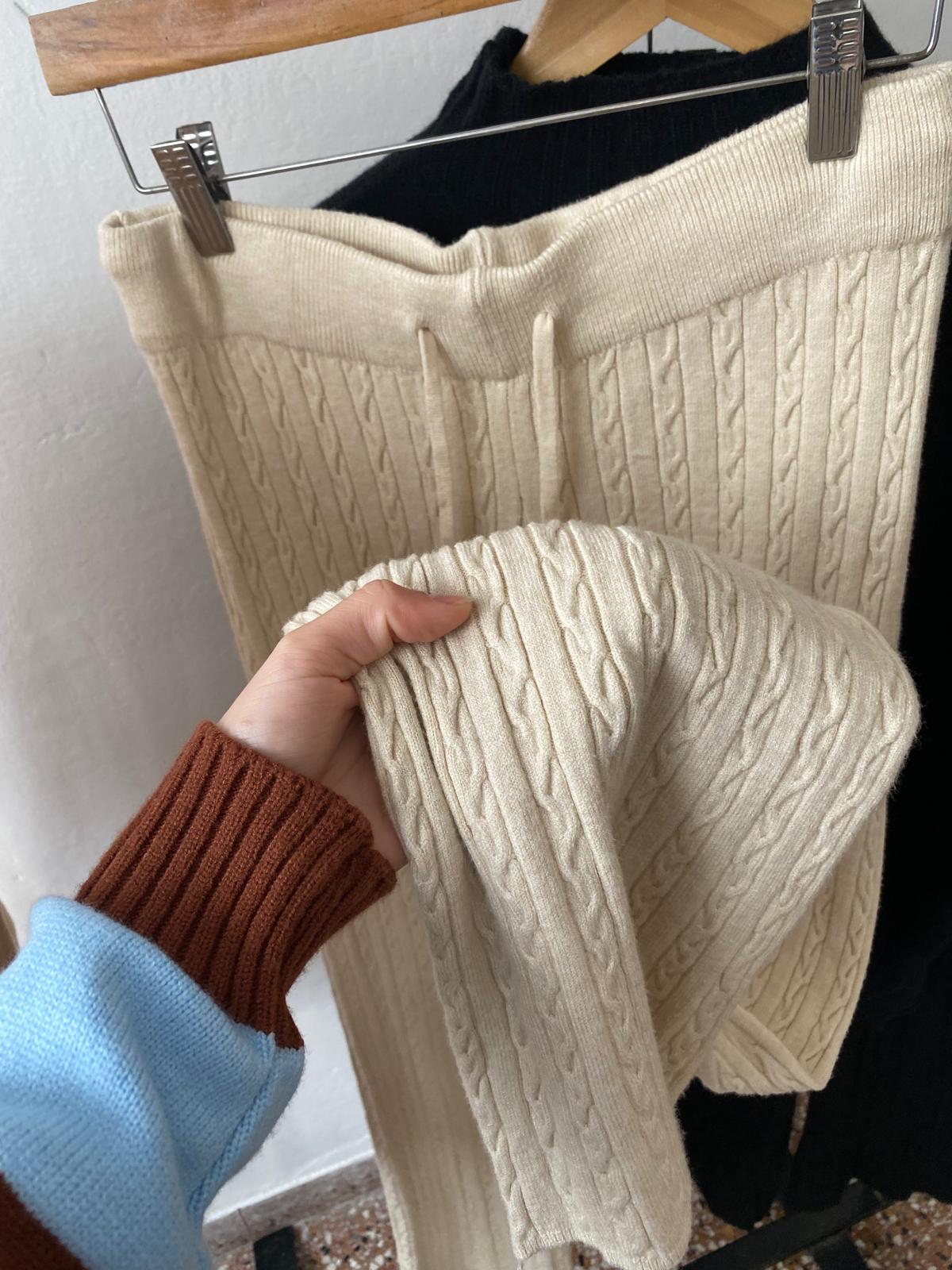 Conjunto tejido